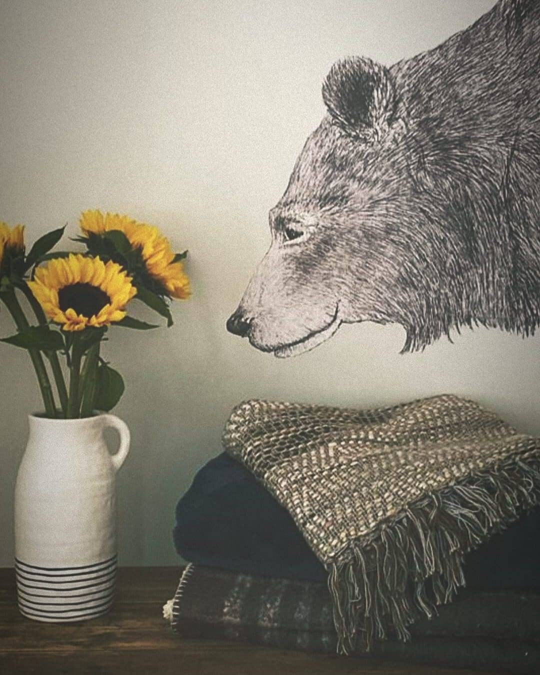 Large Grizzly Bear Wall decal